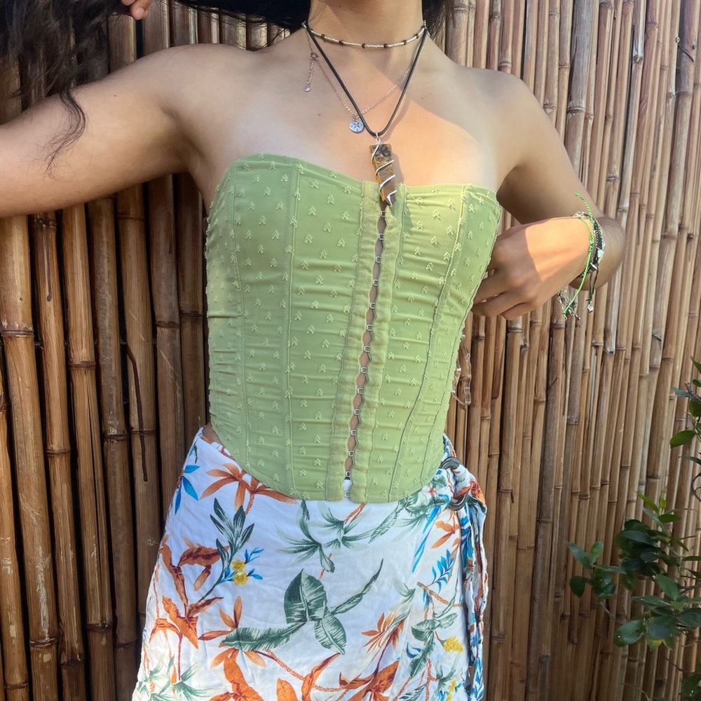 Green top